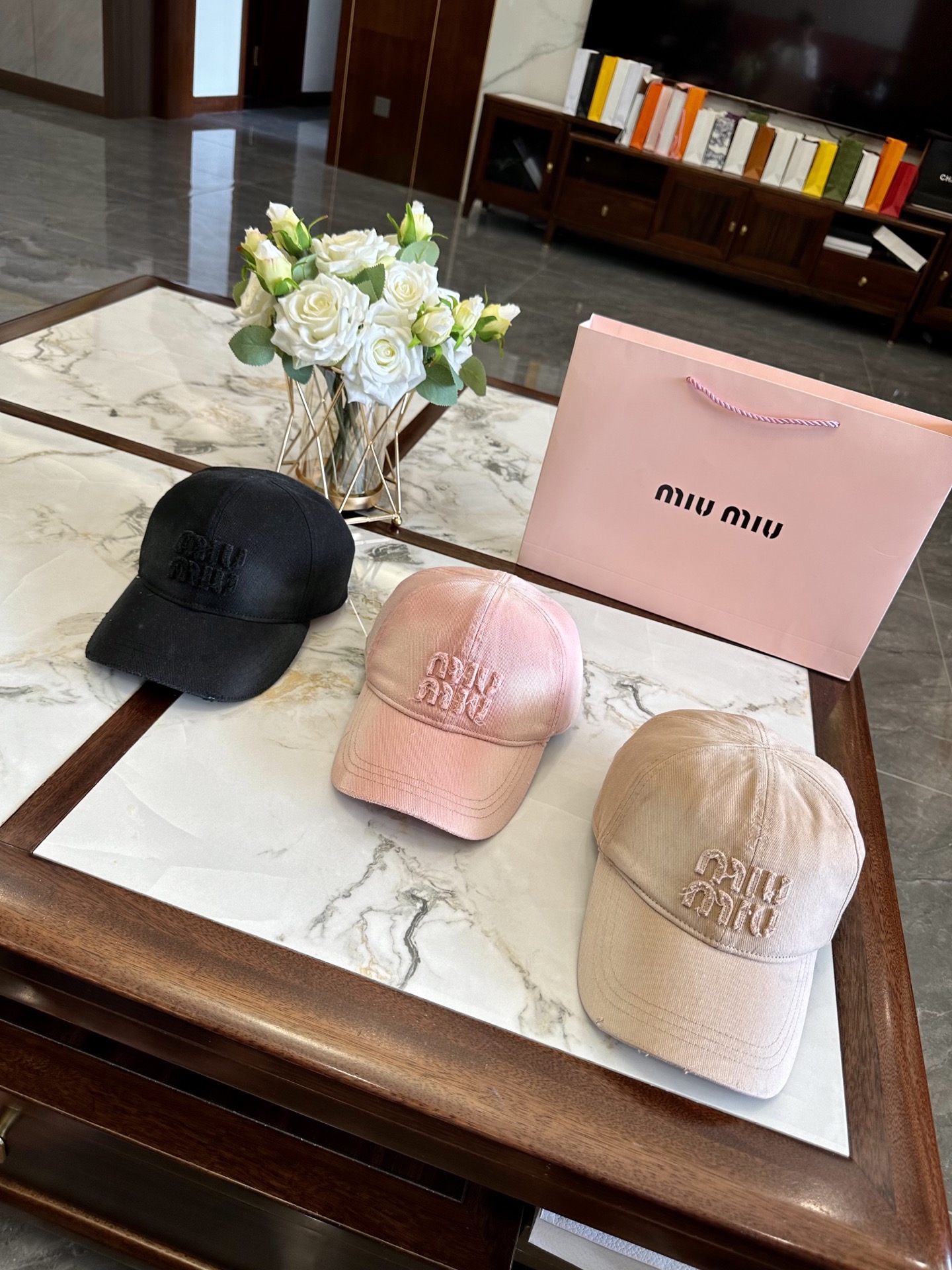 miu miu hat model 56